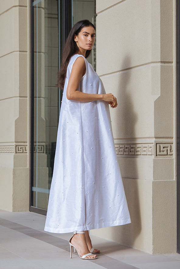 Pearl Embellished White Taffeta Dress Elna Line Pearl Embellished White Taffeta Dress ELNA LINE Dress abaya.