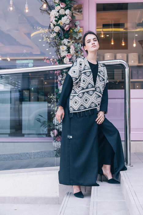 Black & White Patterned Abaya