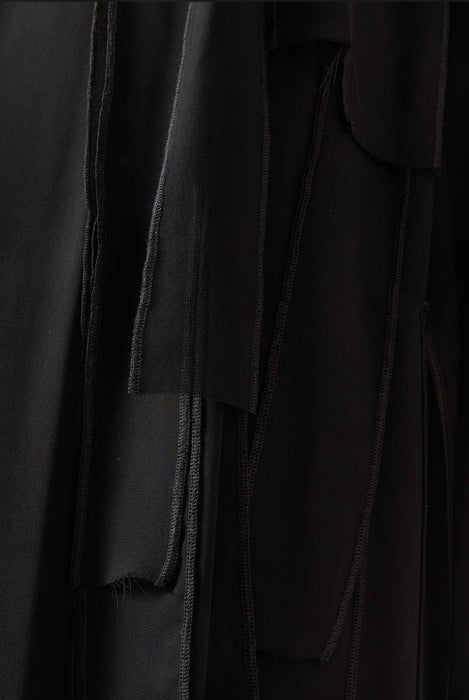 <transcy>عباية زهور سوداء</transcy>
