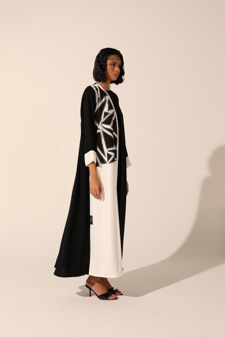 Contrast-Patch Embroidered Abaya in Crepe