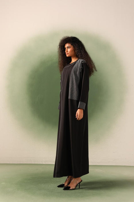 Daily Contrast Abaya