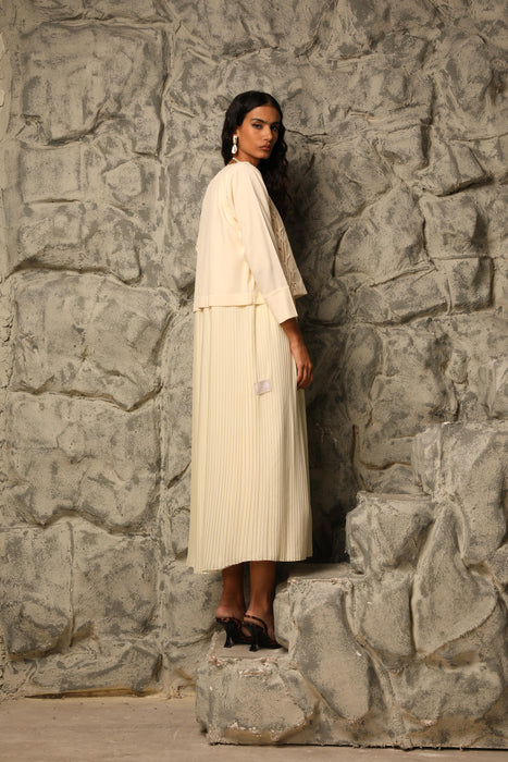 Cream Pleated Abaya with Knot Detail