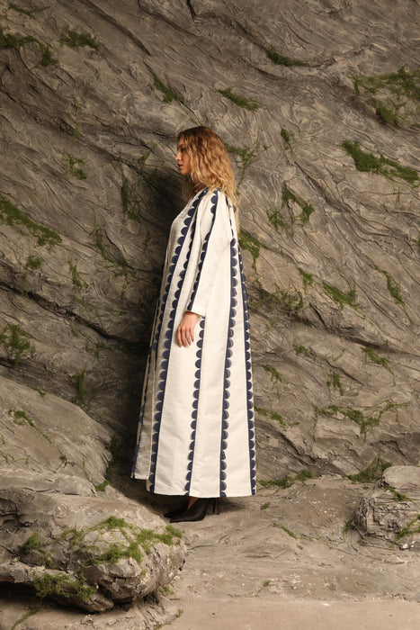 Ivory Abaya with Navy Scalloped Detailing