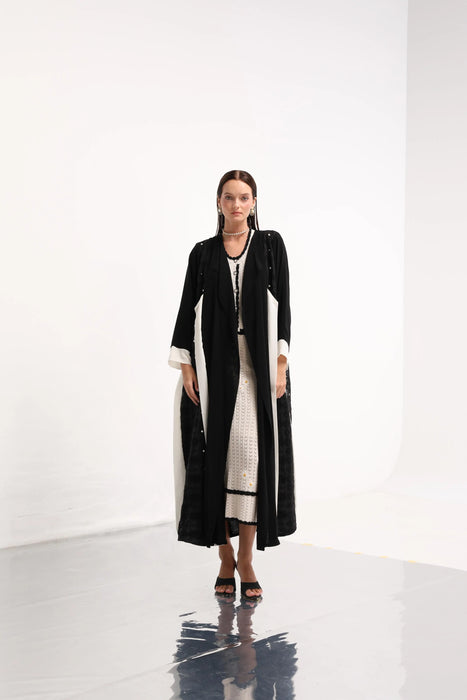 Pearl Noir Abaya
