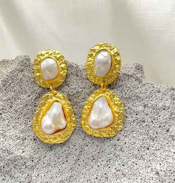 Gold Plated Earrings in Pearl